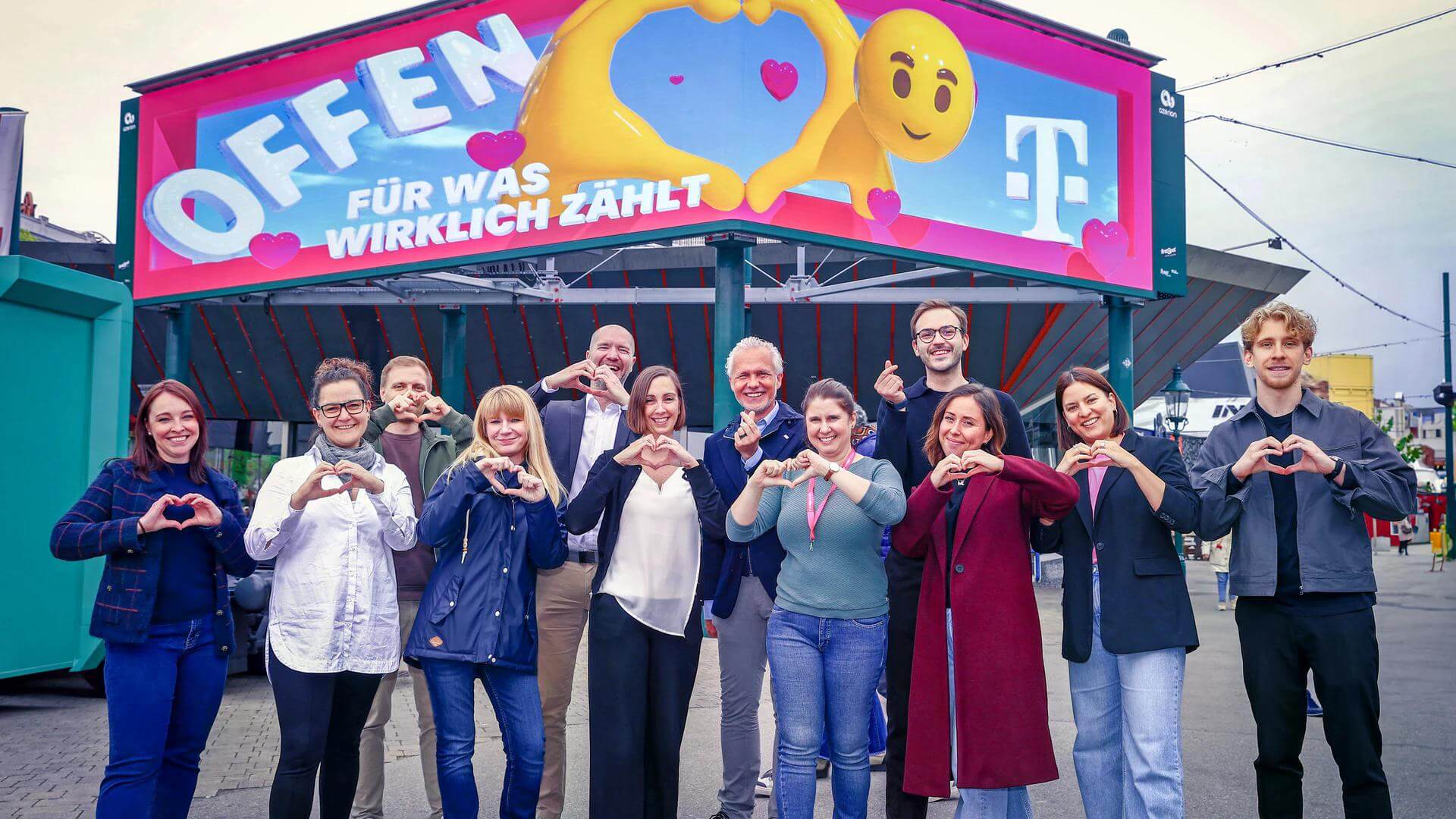 Magenta wirbt ikonisch: Sommerliche Kampagne auf Goldbach Austria Iconic Screen im Prater